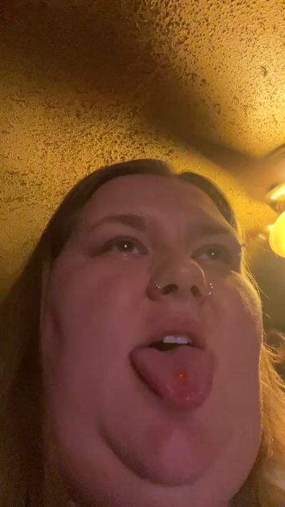 User_69Cherry live from United States
