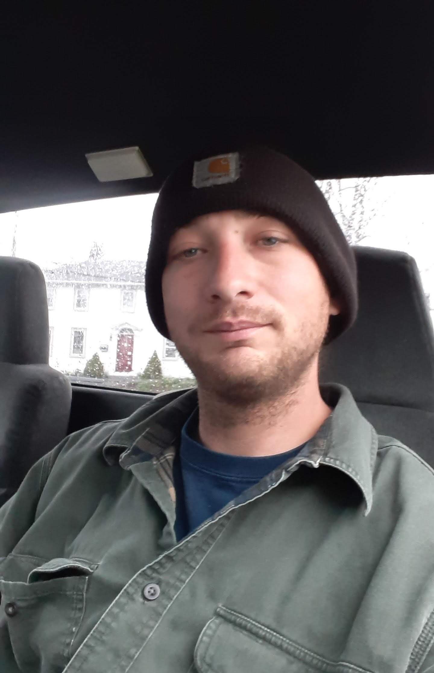 VibeNiceGuy live from United States