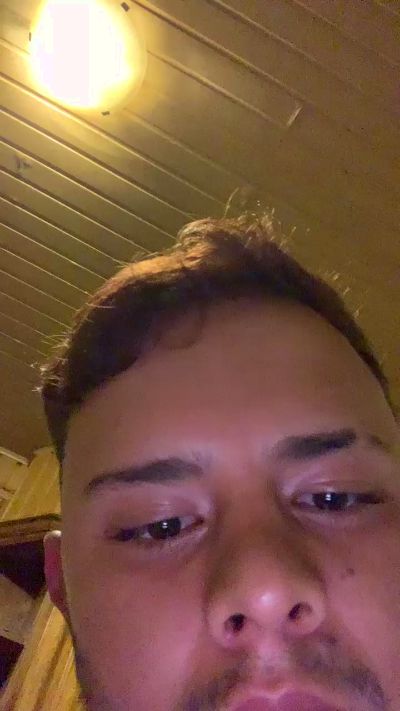 Vic69aaaa live from Spain