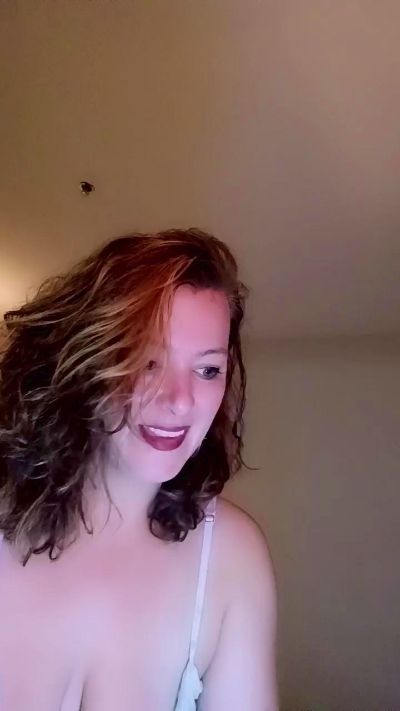 Whitecream88 live from United States