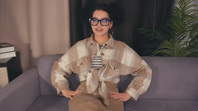 WynellNusz live from France