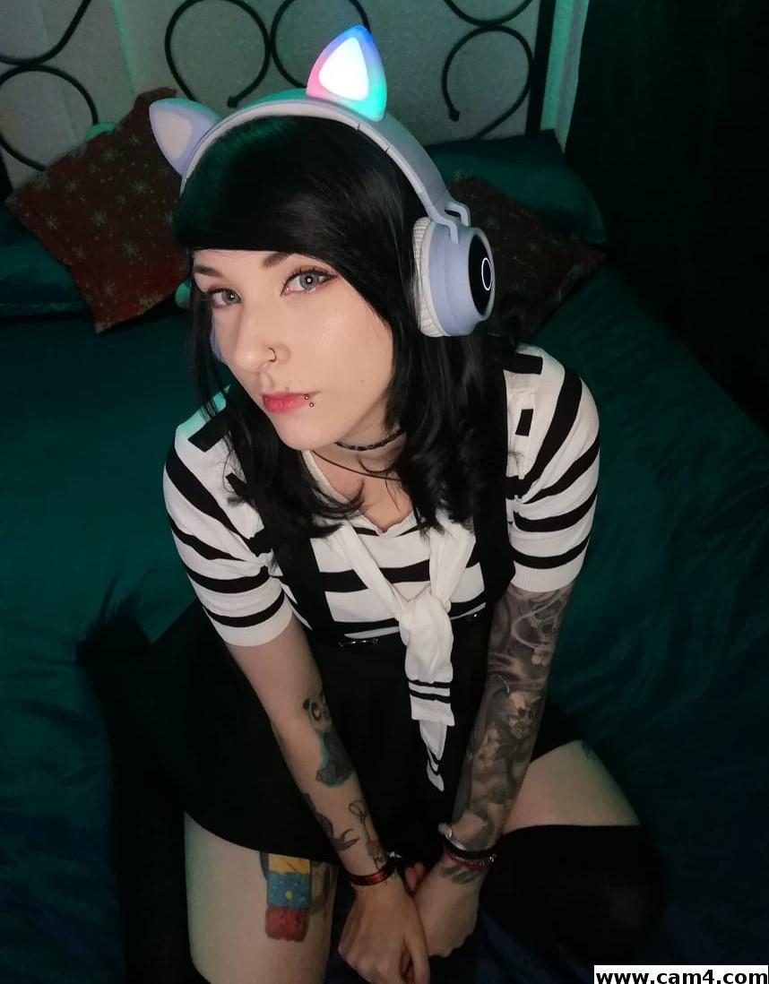 Yummypink live from France