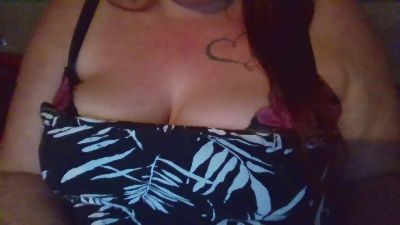 Yuna4you live from United Kingdom