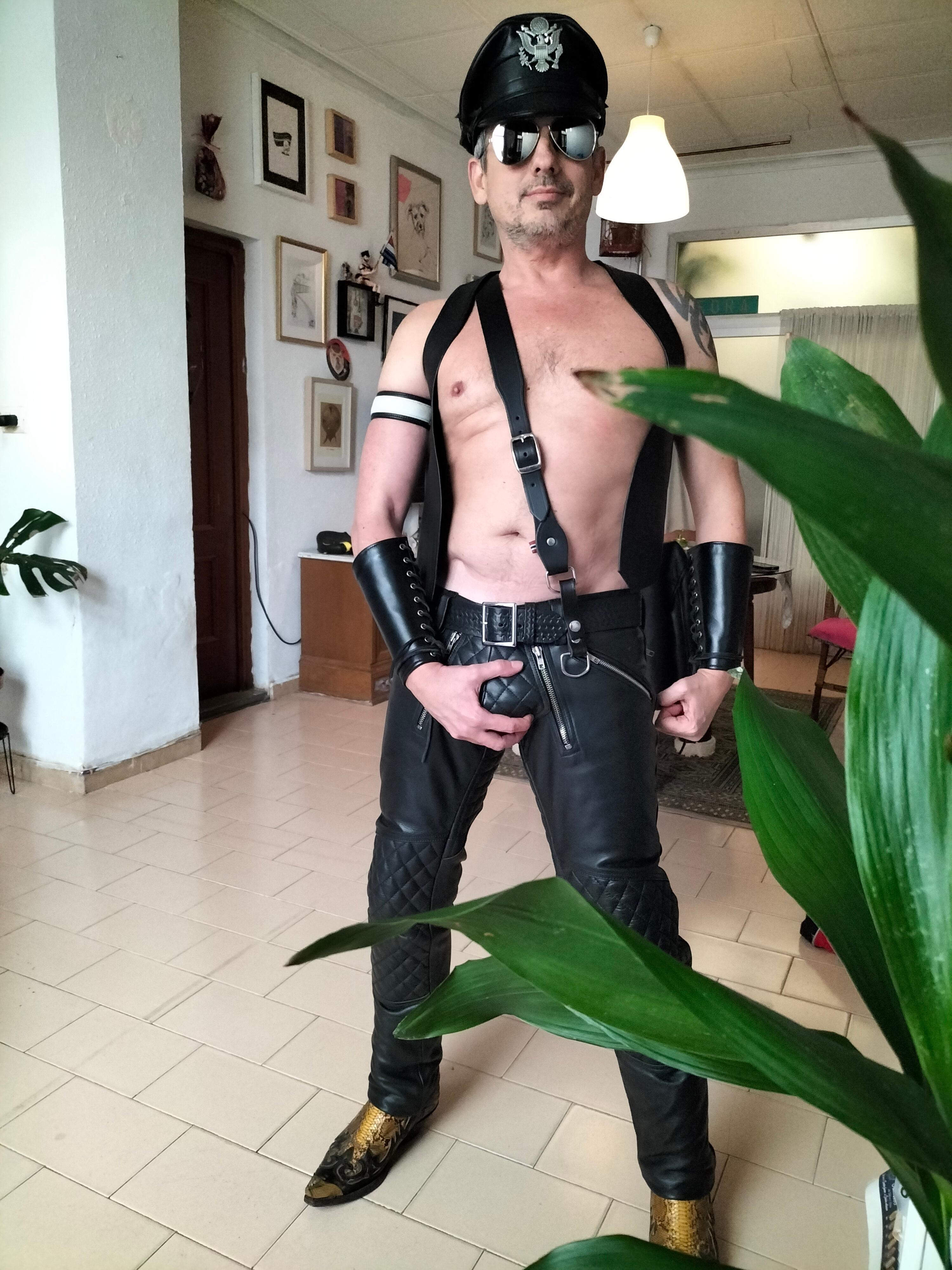 Zell77 live from Spain