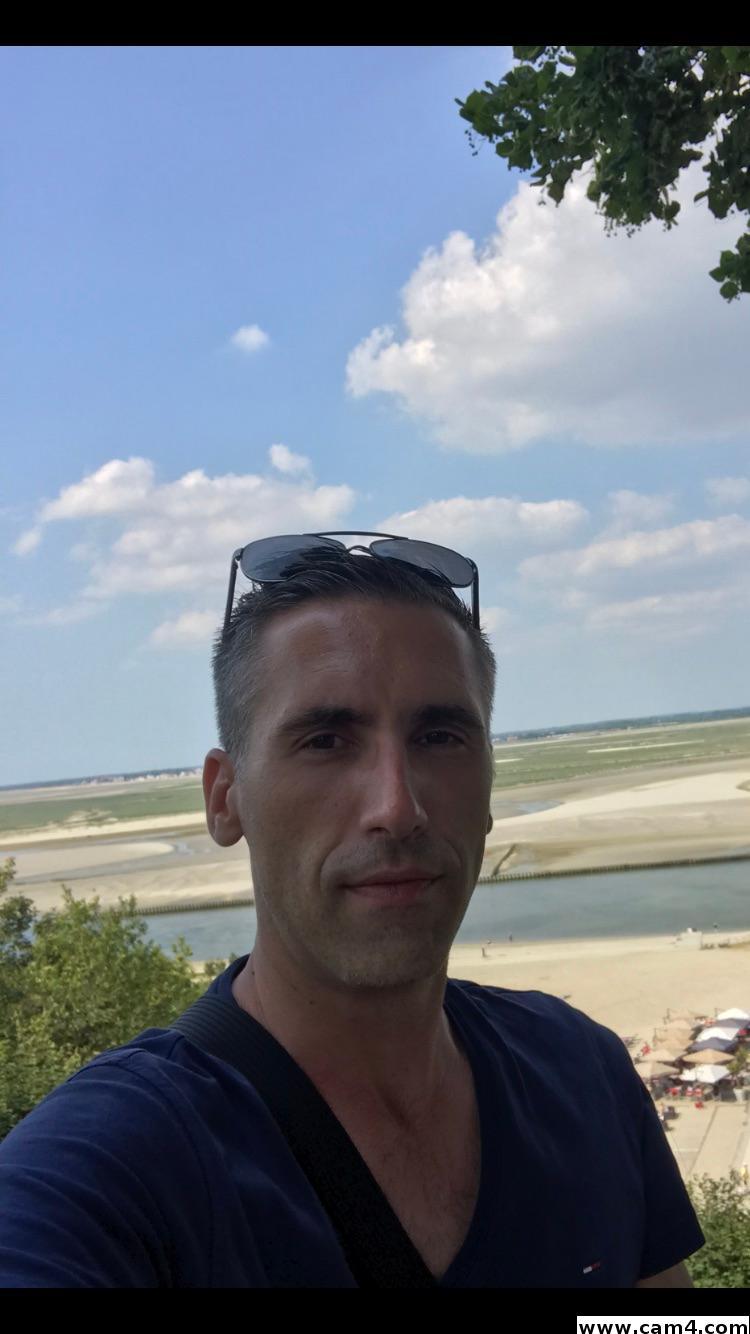 Zlatyan live from France