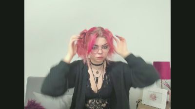 ZoeHotty live from United States
