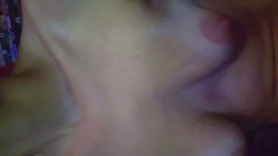 ZoeRose22 live from Canada