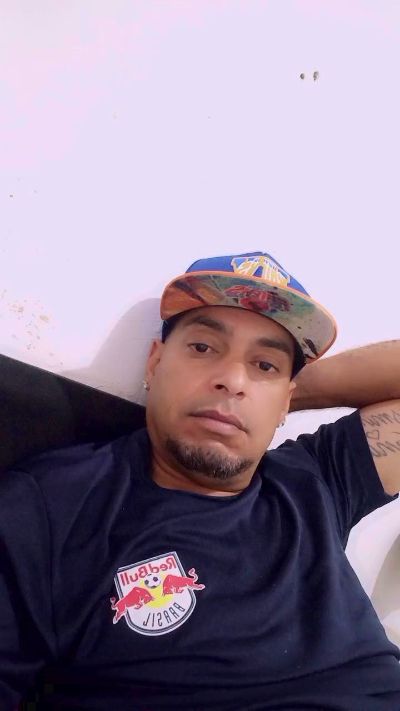 Zuluepret live from Brazil
