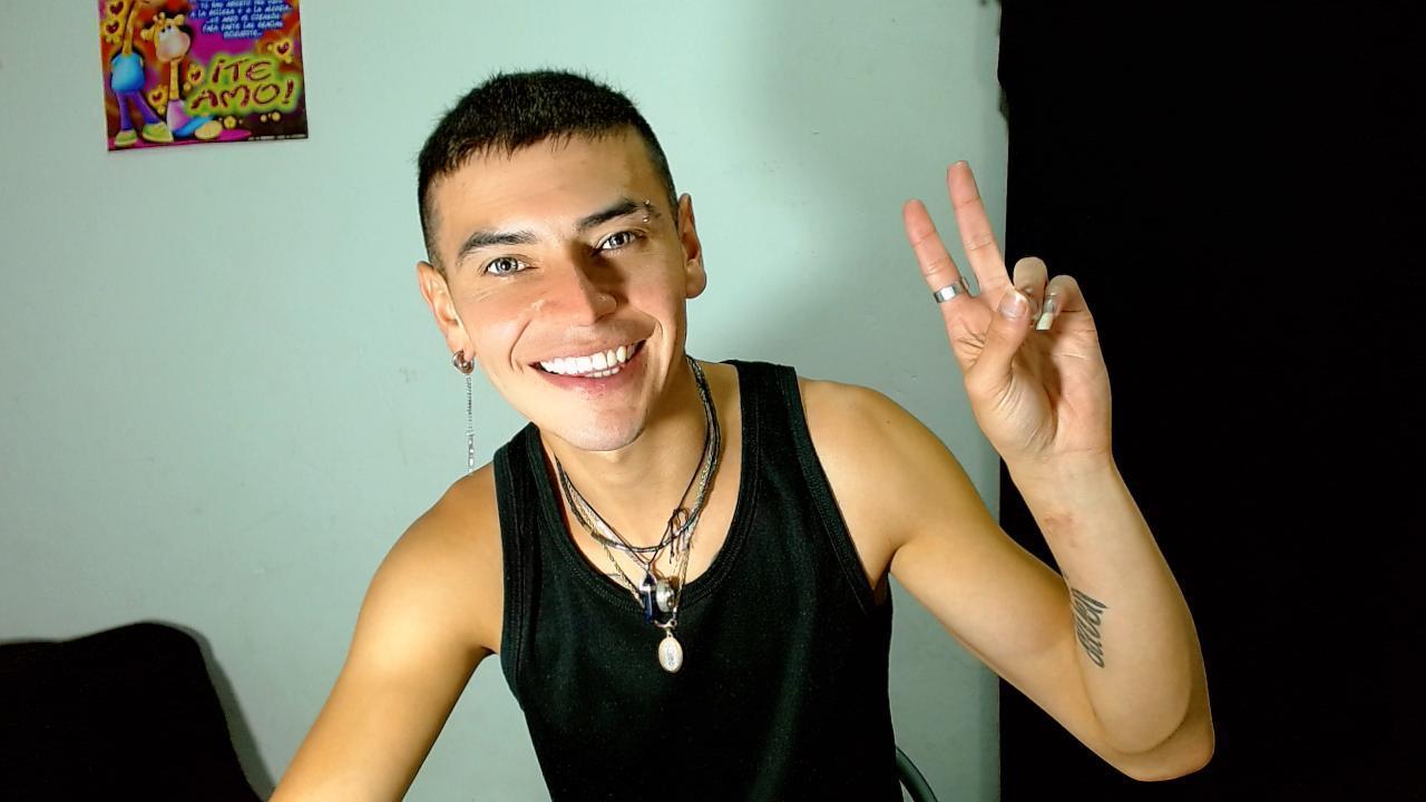 _snoppy_ live from Colombia
