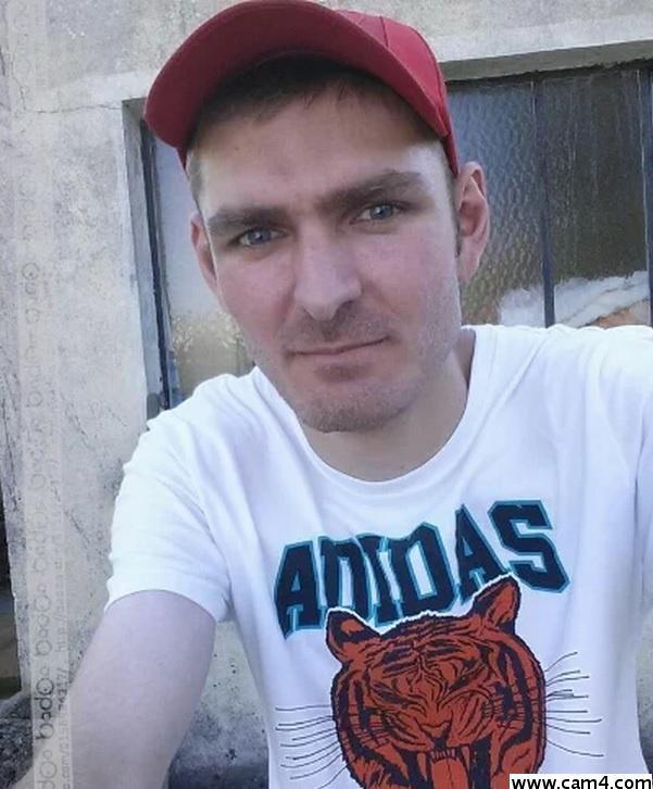 aimelesexe71 live from France