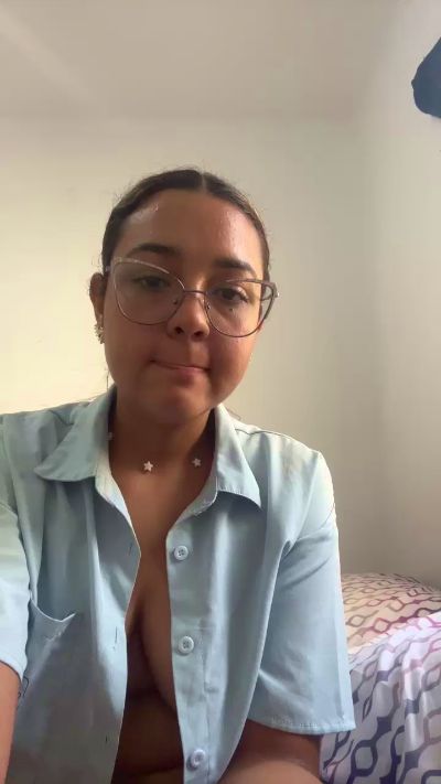 alice__hot1 live from Colombia