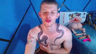 andrewxbii live from Colombia