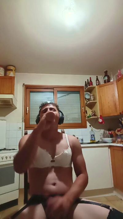 anitaneuva live from France