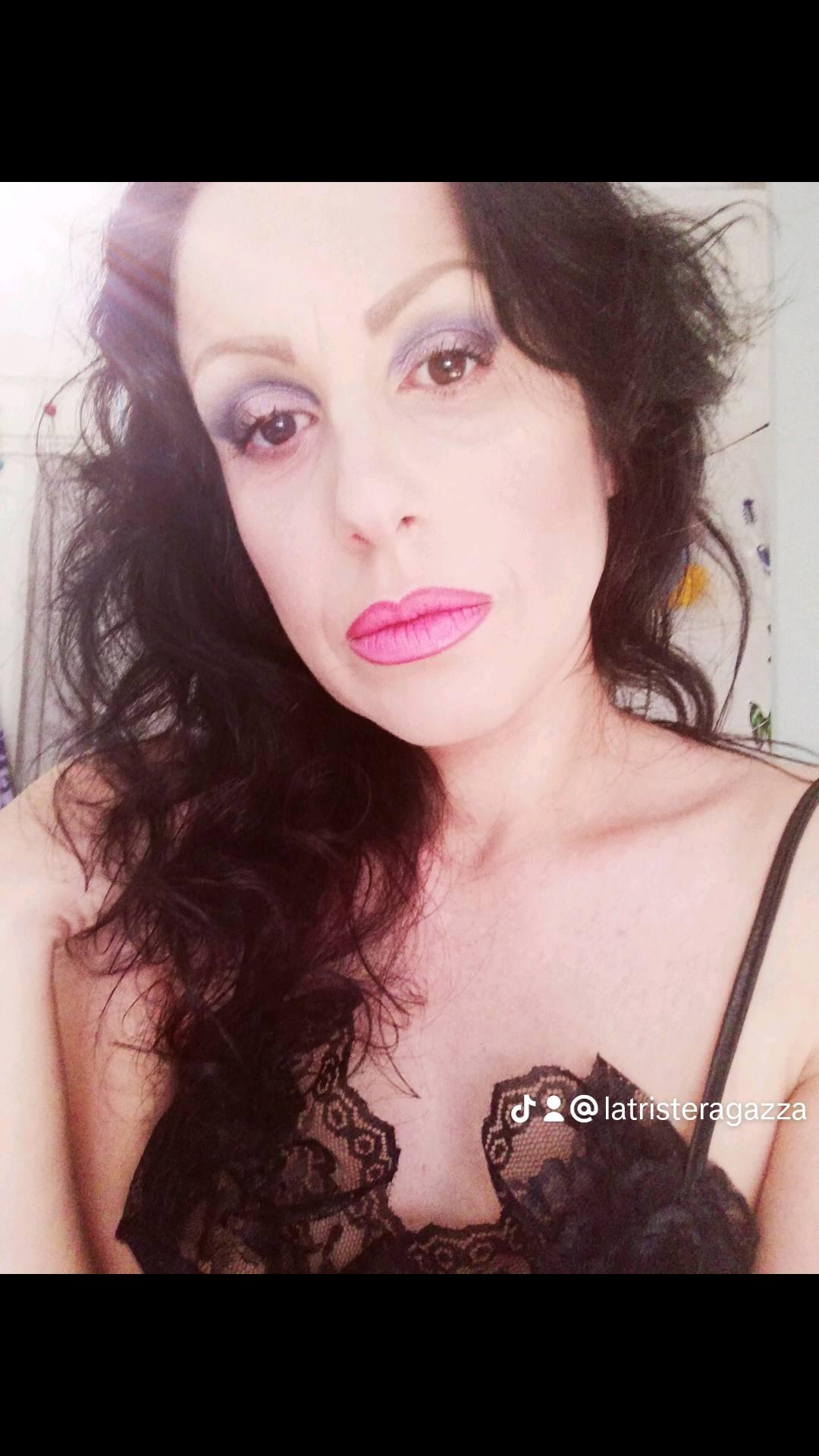 annabell8181 live from Italy