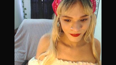 auroraaddams live from Colombia