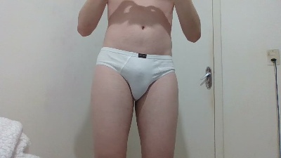 babe_dan live from Brazil