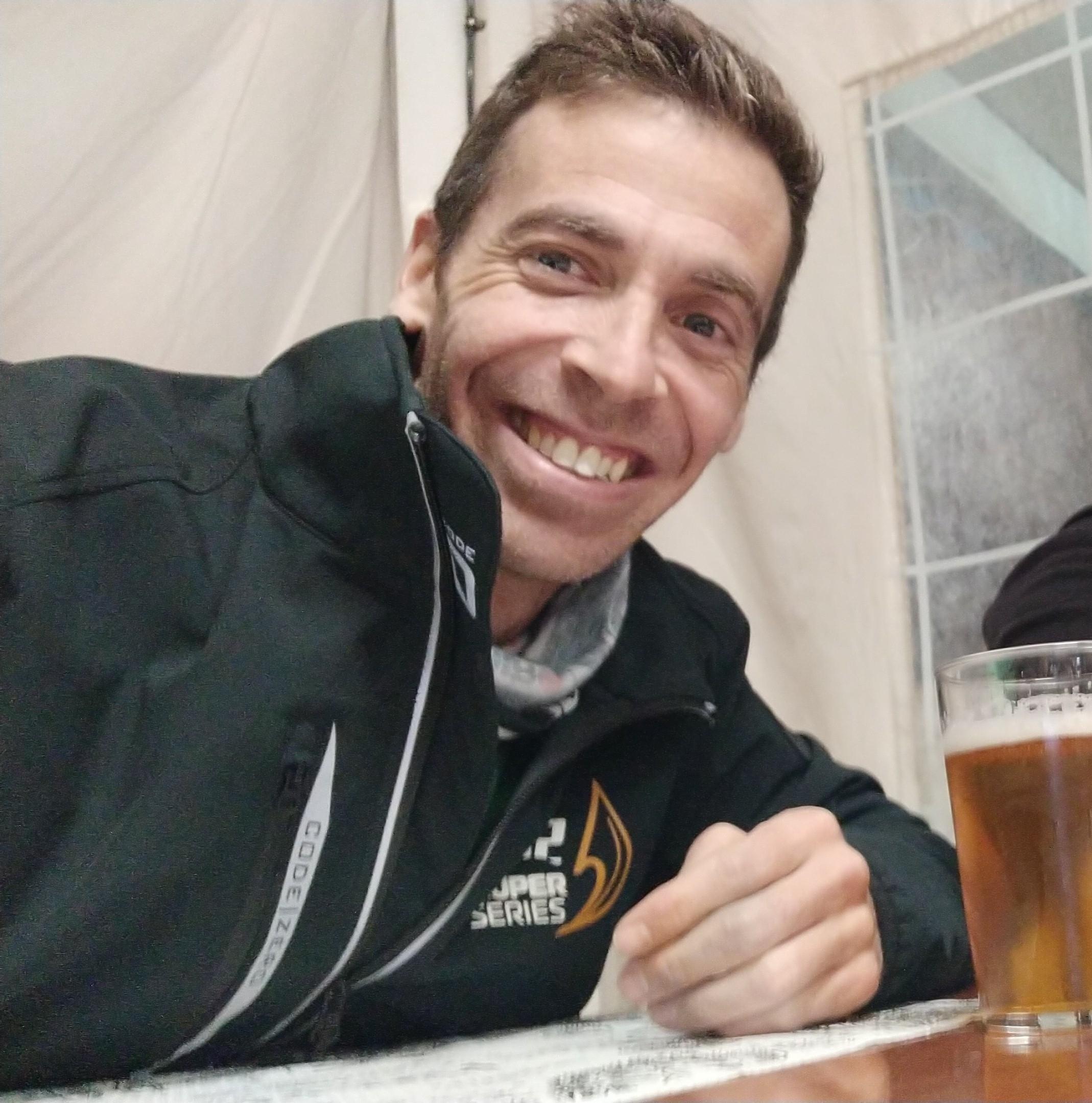 bandy83 live from Spain