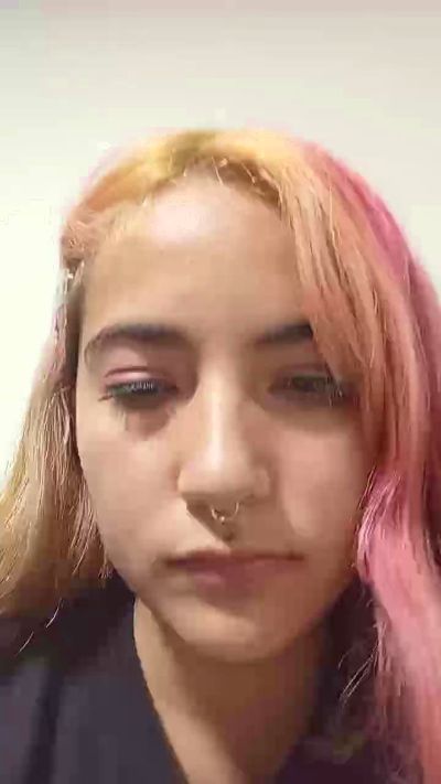 belen2222 live from Chile