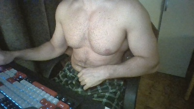 bigchest21 live from Portugal