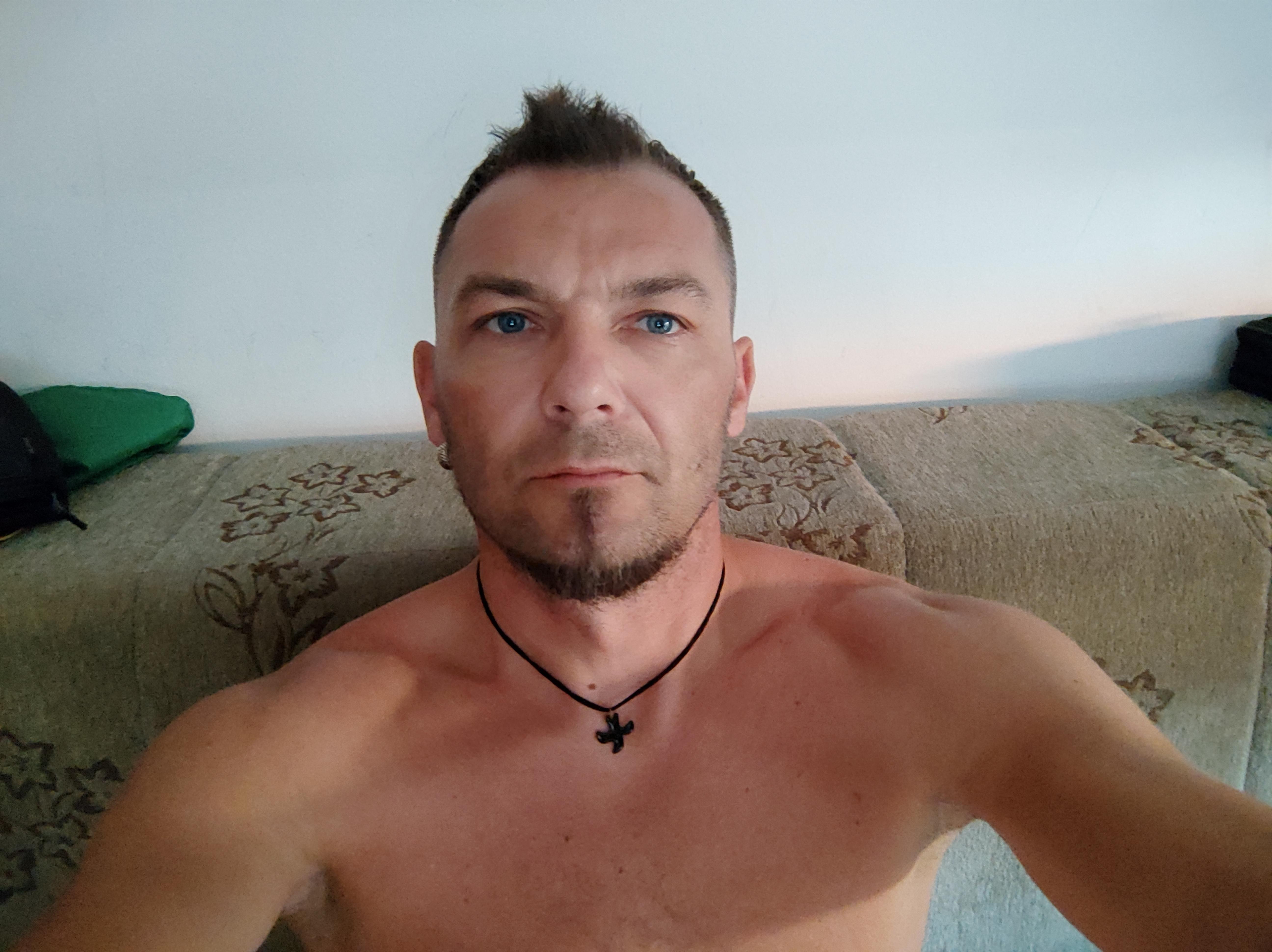 boldrik2 live from Serbia