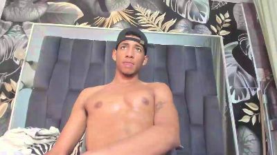 brainer_bigcock live from Colombia