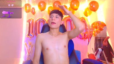 bryam_hot_19 live from Colombia