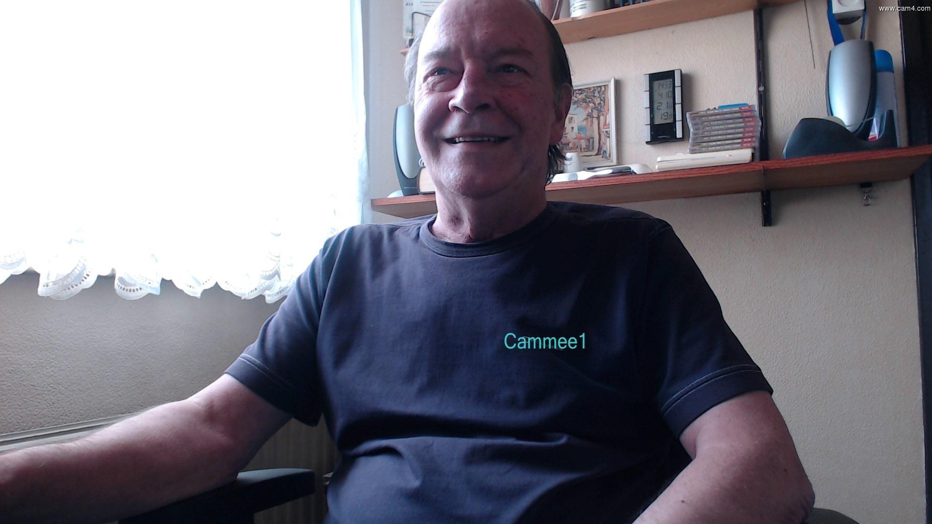 cammee08 live from Netherlands