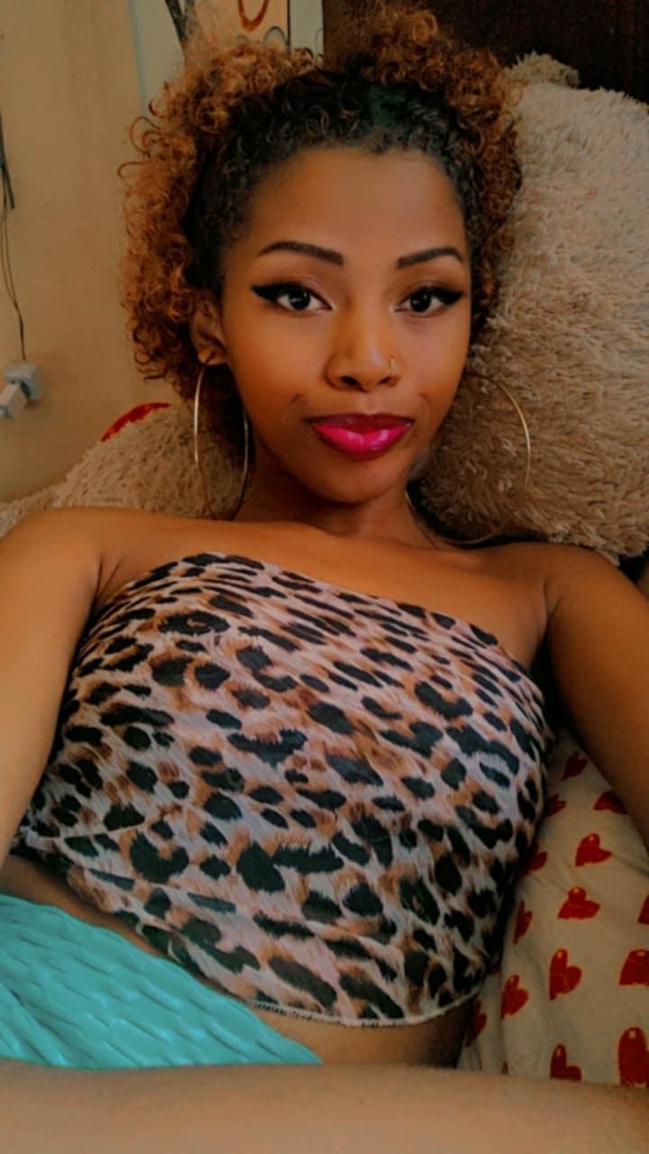 claudia306 live from Madagascar