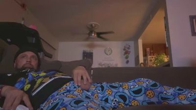 cloudy_tactix live from United States