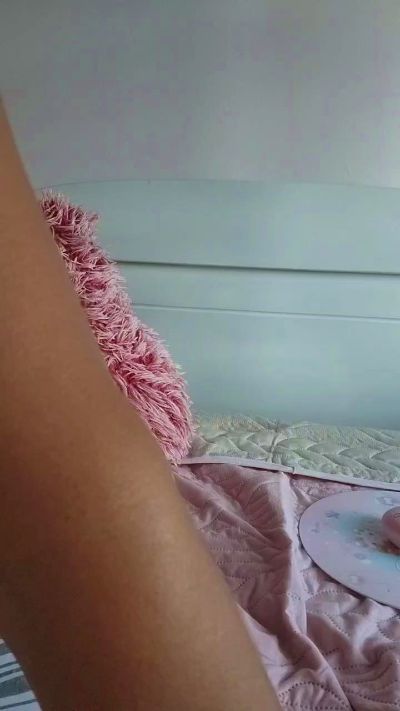 cute_plop live from Italy