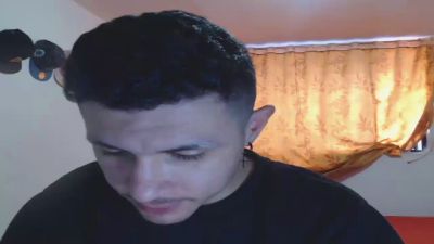 damiansexyboy69 live from Colombia