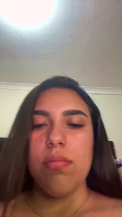 damnhot6 live from Colombia