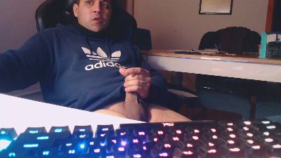 danielito29_ live from Argentina