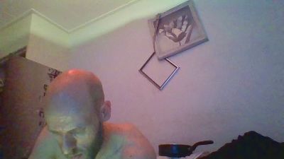 darkcore81 live from Netherlands