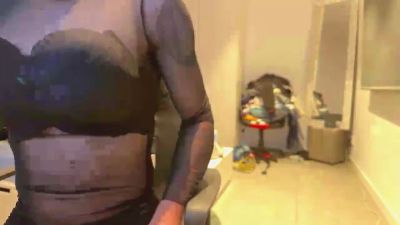 dockers498 live from Spain