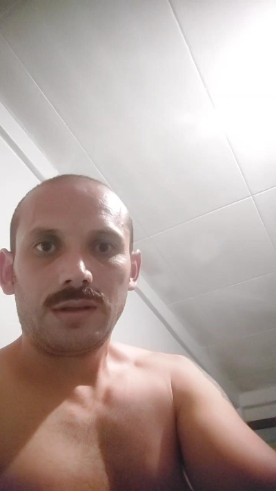 dollparts999 live from Ecuador