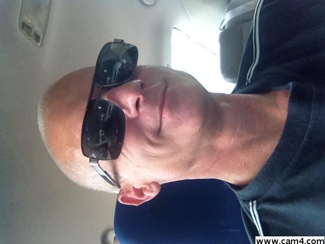 dr3w2 live from Australia