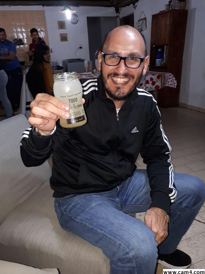 edzasan live from Argentina