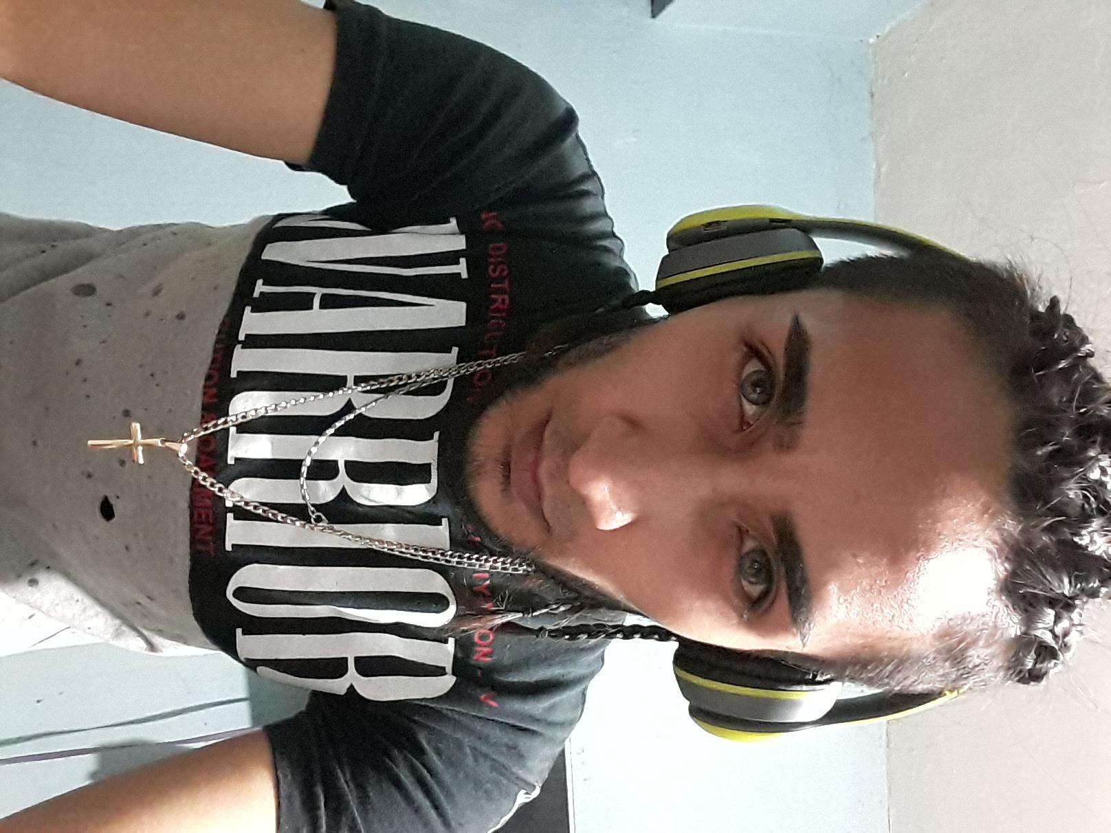 elegett96 live from Mexico
