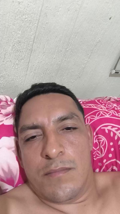 frankcastle live from Ecuador