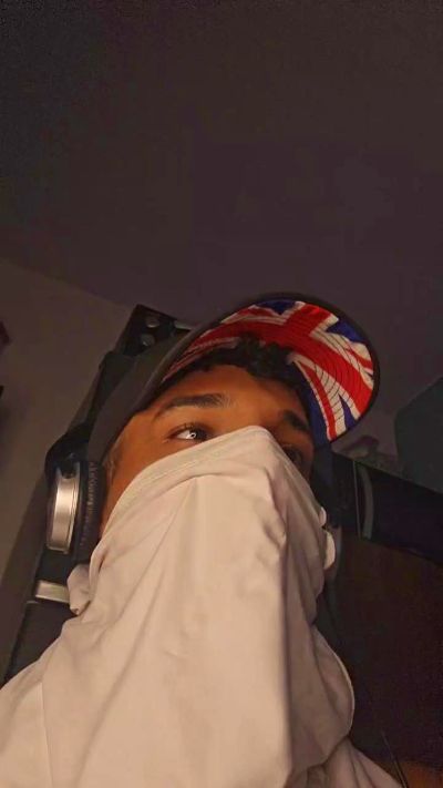 gabriel5257 live from Brazil