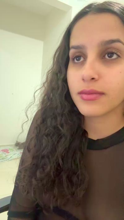 gabrielly18 live from Brazil