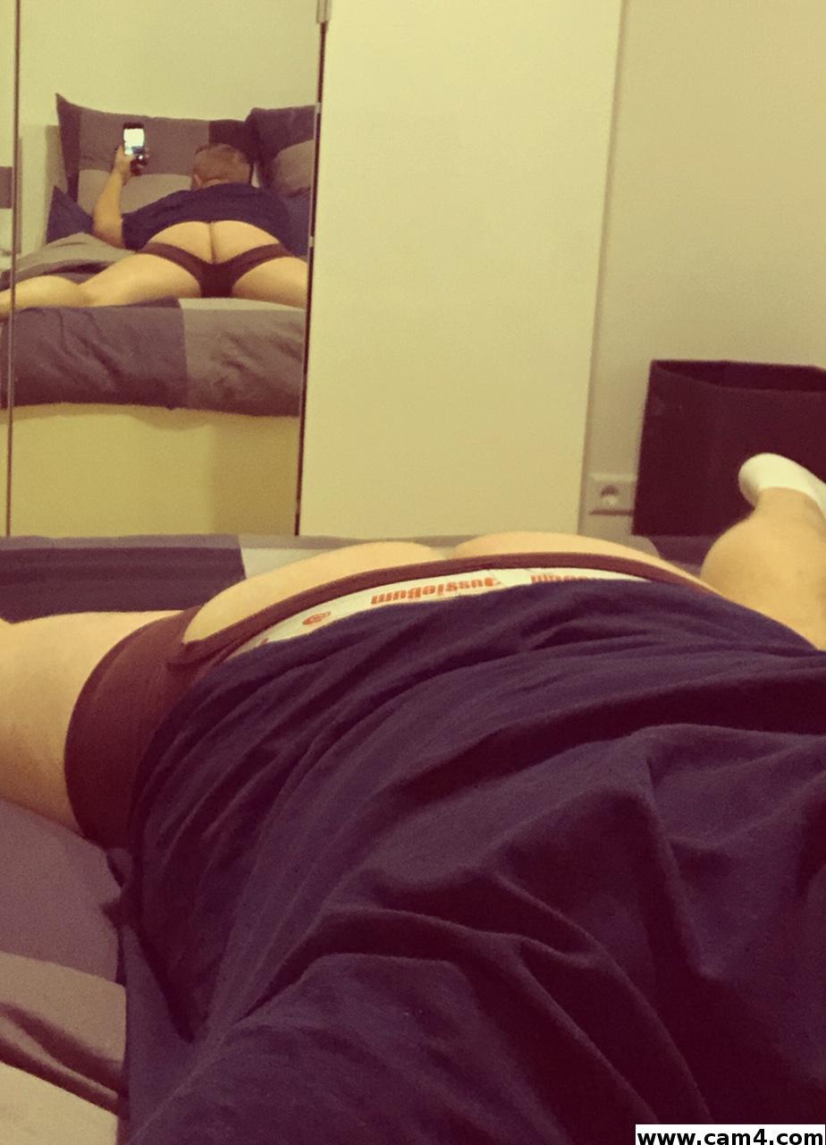 gayguycgn83 live from Germany
