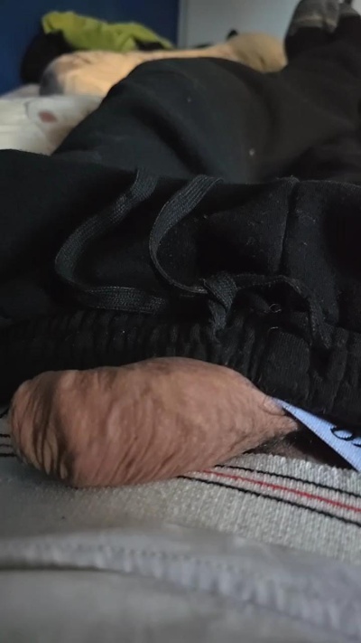 georgel23 live from Netherlands