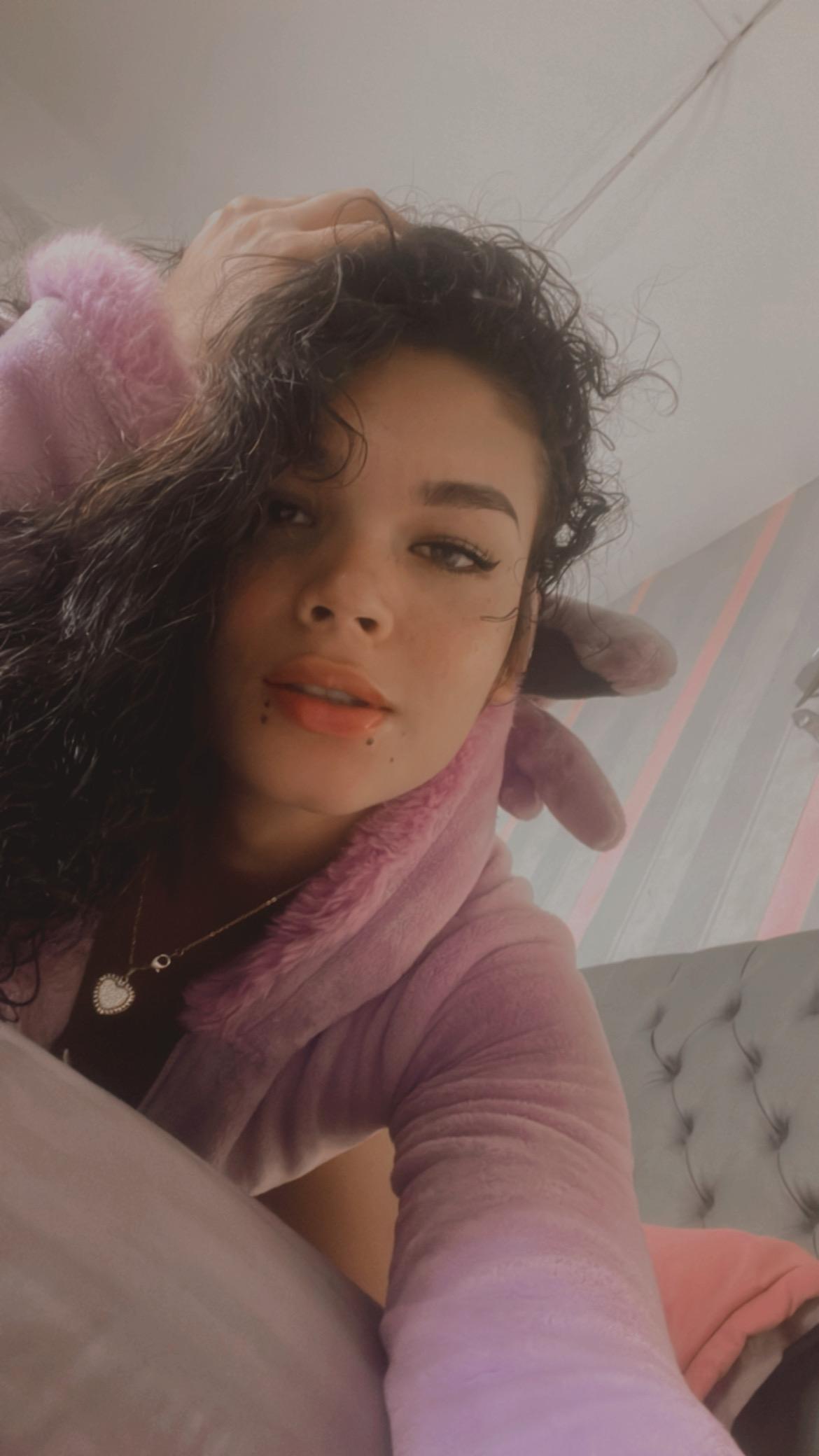 giafaaris4 live from Colombia
