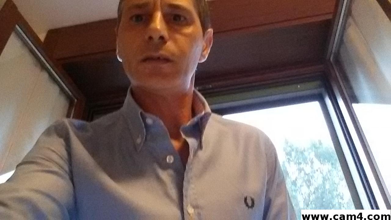 gigio70hot live from Italy