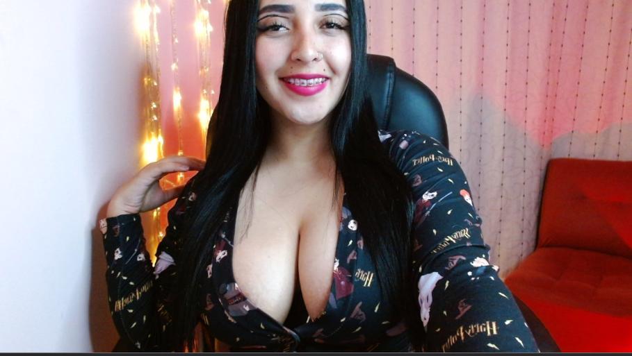 goddess_amber live from France