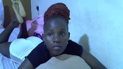 gorgeous_maya live from Kenya