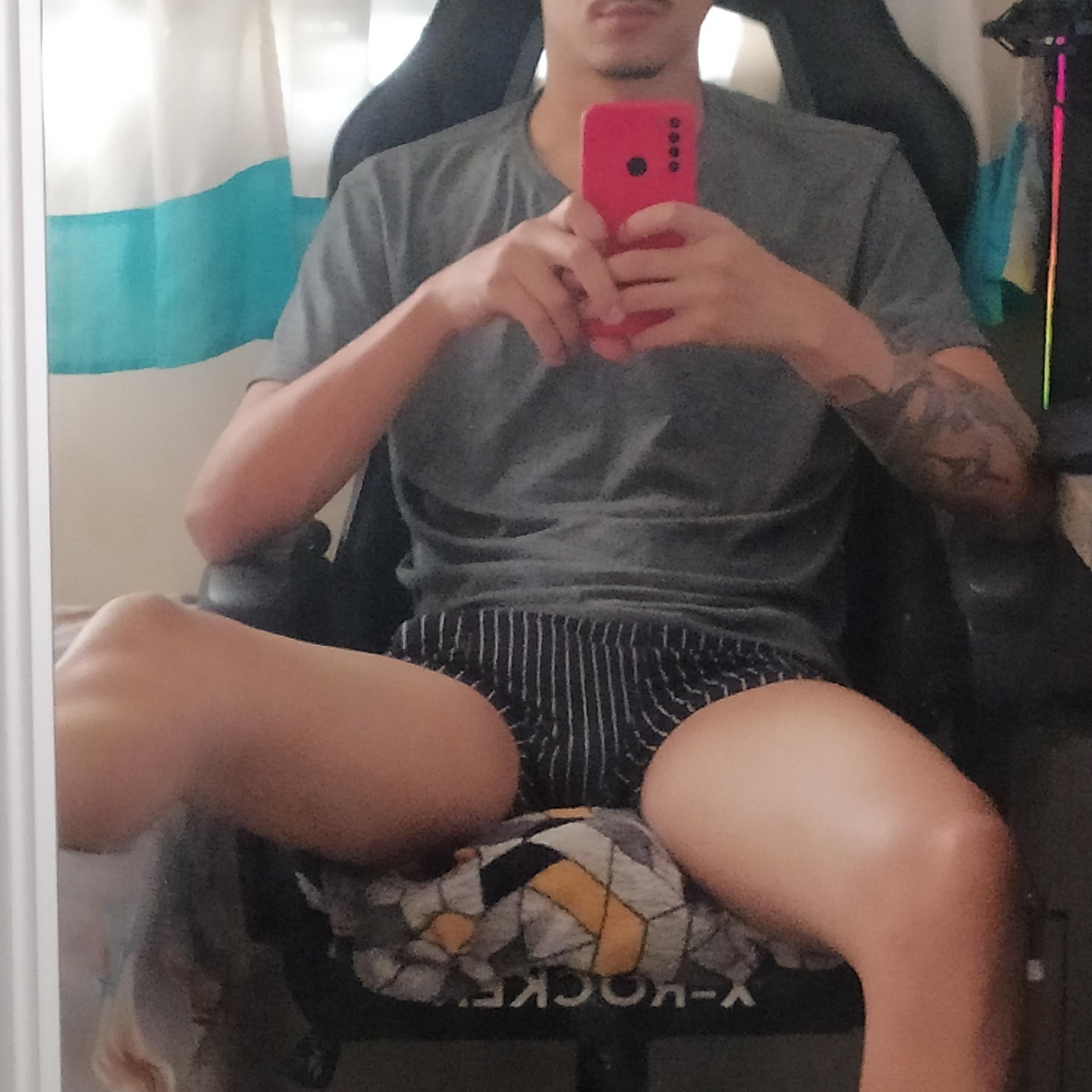 gustavinho24xxx live from Brazil