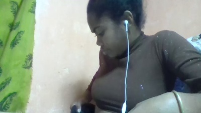 hornessa1 live from Madagascar